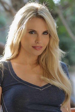 Photo of Jacqui Holland from the Latest Netflix gallery