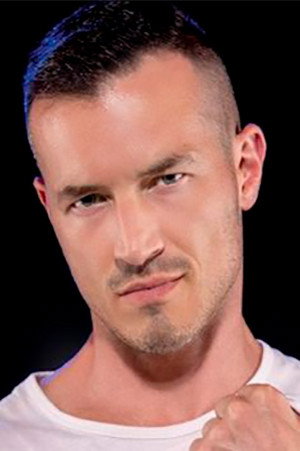 Photo of Derek Kage from the Latest Netflix gallery