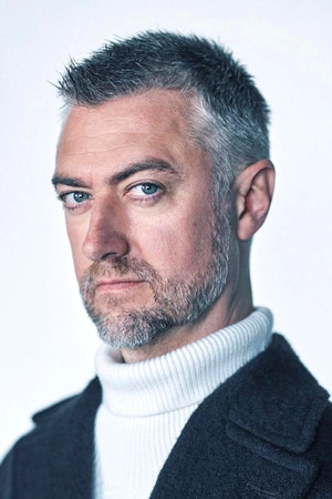 Sean Gunn photo