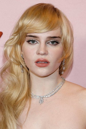 Sophie Thatcher photo