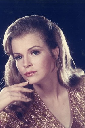 Laraine Stephens photo