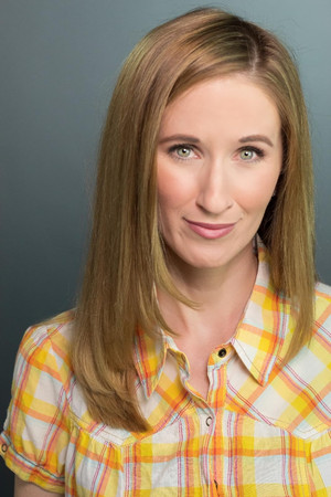 Photo of Lauren Alvernaz from the Latest Netflix gallery