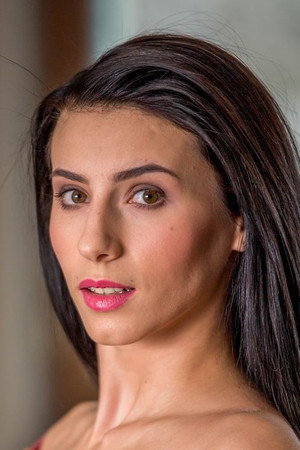 Photo of Nelly Kent from the Latest Netflix gallery