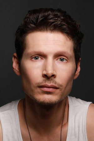 Photo of Bret Eric Porter from the Latest Netflix gallery
