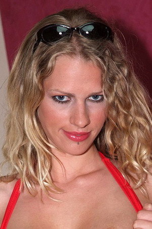 Photo of Aneta from the Latest Netflix gallery