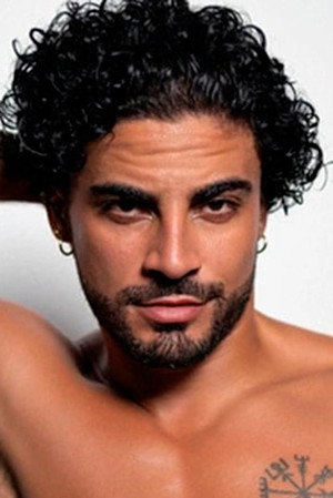 Photo of Hiuri Cruz from the Latest Netflix gallery
