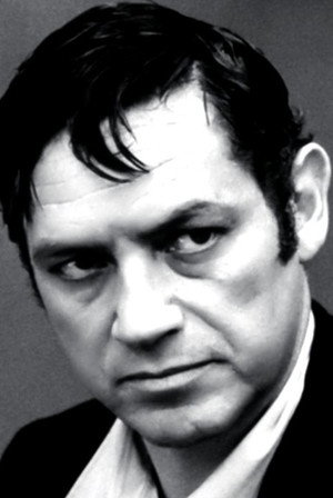 Photo of Lautaro Murúa from the Latest Netflix gallery