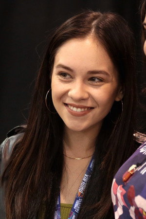 Photo of Grace Rolek from the Latest Netflix gallery