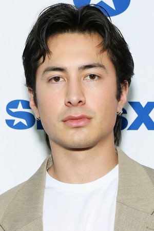 Hudson Williams photo