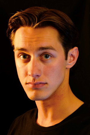 Photo of Peter Handy from the Latest Netflix gallery