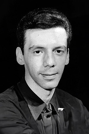 Photo of Hélio Oiticica from the Latest Netflix gallery