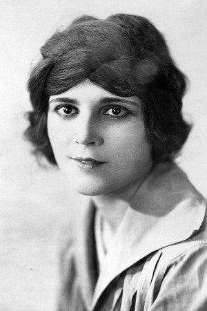 Photo of Claire Adams from the Latest Netflix gallery