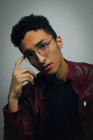 Photo of Logan Weisberg from the Latest Netflix gallery
