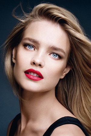 Photo of Natalia Vodianova from the Latest Netflix gallery
