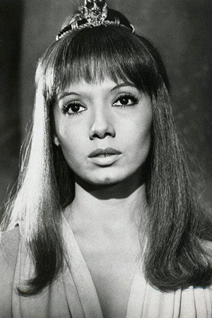 Rosenda Monteros photo