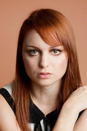 Photo of Nilperi Şahinkaya from the Latest Netflix gallery