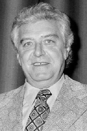 Photo of Émile Genest from the Latest Netflix gallery