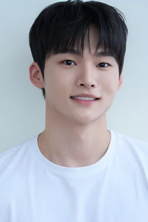 Photo of Hong Dong-geon from the Latest Netflix gallery