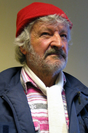 Photo of Gil Bodin from the Latest Netflix gallery