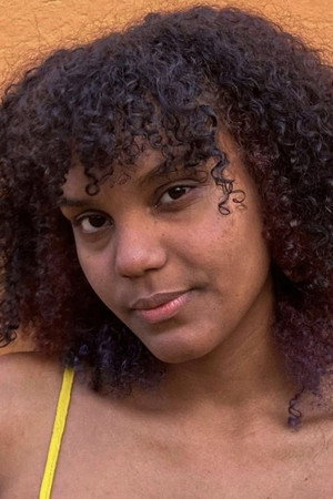 Photo of Giulia Ramos from the Latest Netflix gallery