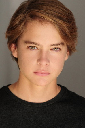 Judah Lewis photo