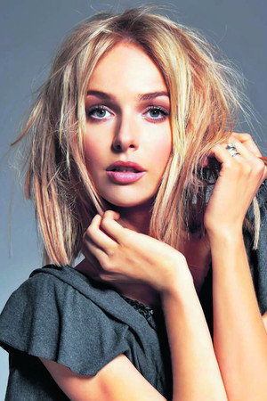 Photo of Magdalena Mielcarz from the Latest Netflix gallery