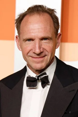 Photo of Ralph Fiennes from the Latest Netflix gallery