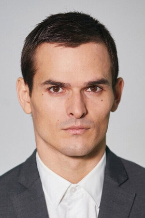 Photo of Ilya Miroshnikov from the Latest Netflix gallery