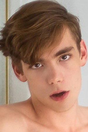 Photo of Cameron Moore from the Latest Netflix gallery