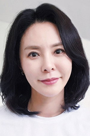 Photo of Kim Borana from the Latest Netflix gallery