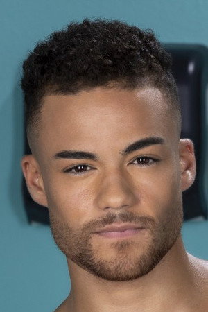 Photo of Beaux Banks from the Latest Netflix gallery
