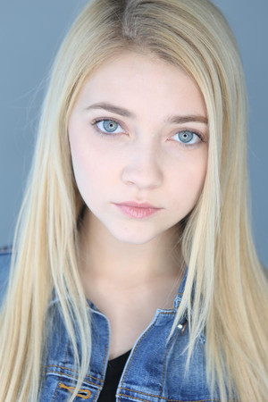 Photo of Samantha Bailey from the Latest Netflix gallery
