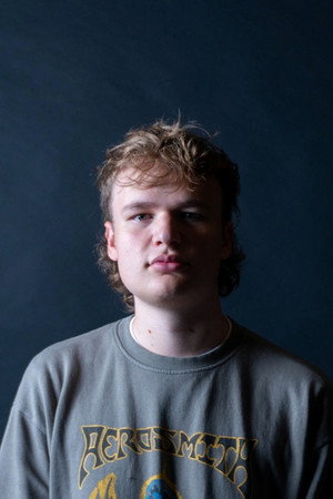 Photo of Adam Sluijter from the Latest Netflix gallery