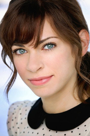 Photo of Lizzie Prestel from the Latest Netflix gallery