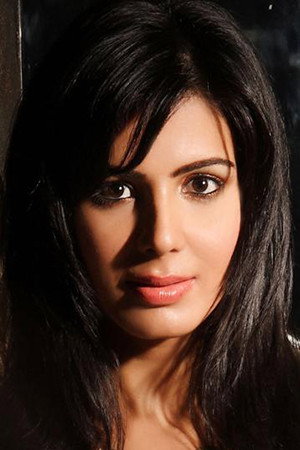 Kirti Kulhari photo