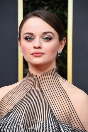 Joey King photo