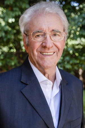 Juca de Oliveira photo