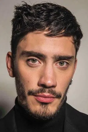 Iván Amozurrutia photo