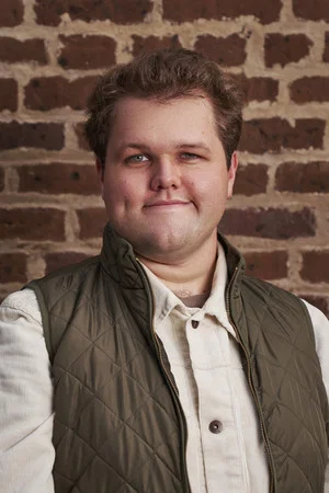 Photo of Bo Mitchell from the Latest Netflix gallery