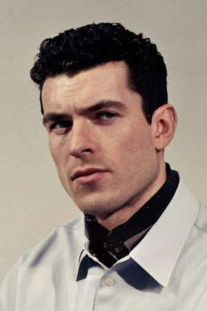 Photo of Nate Mann from the Latest Netflix gallery