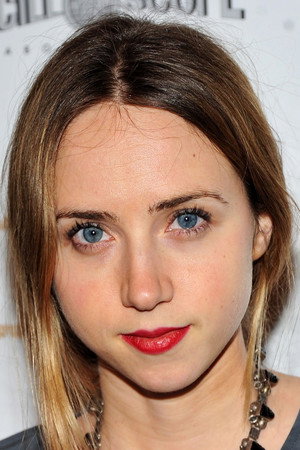 Zoe Kazan photo