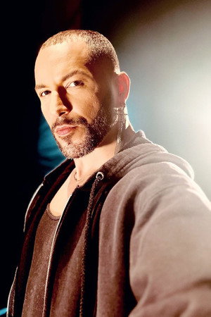 Photo of Michael Silas from the Latest Netflix gallery