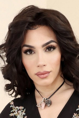Photo of Ariel Demure from the Latest Netflix gallery