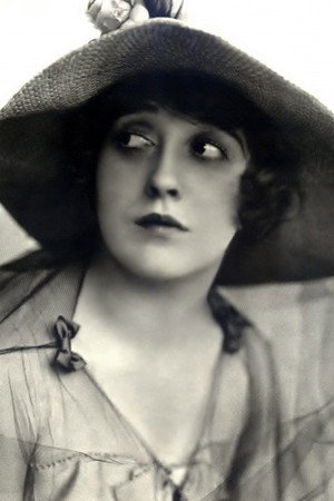 Mabel Normand photo