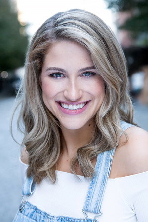 Photo of Kailey Hyman from the Latest Netflix gallery