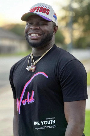 Photo of Leland Manigo from the Latest Netflix gallery