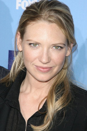 Anna Torv photo