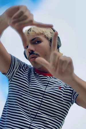 Photo of Josh Cox from the Latest Netflix gallery
