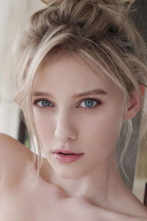 Photo of Melody Marks from the Latest Netflix gallery