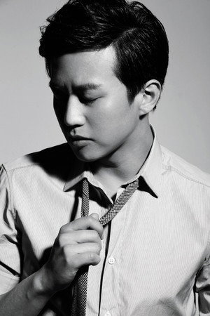 Deng Chao photo